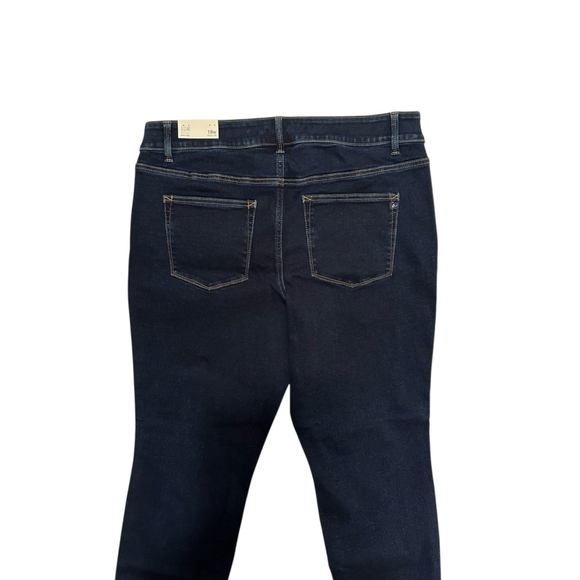 M Jeans By Maurices Mid-Rise Jegging Womens 18W BLUE Distressed Jegging NWT NEW - Picture 4 of 16